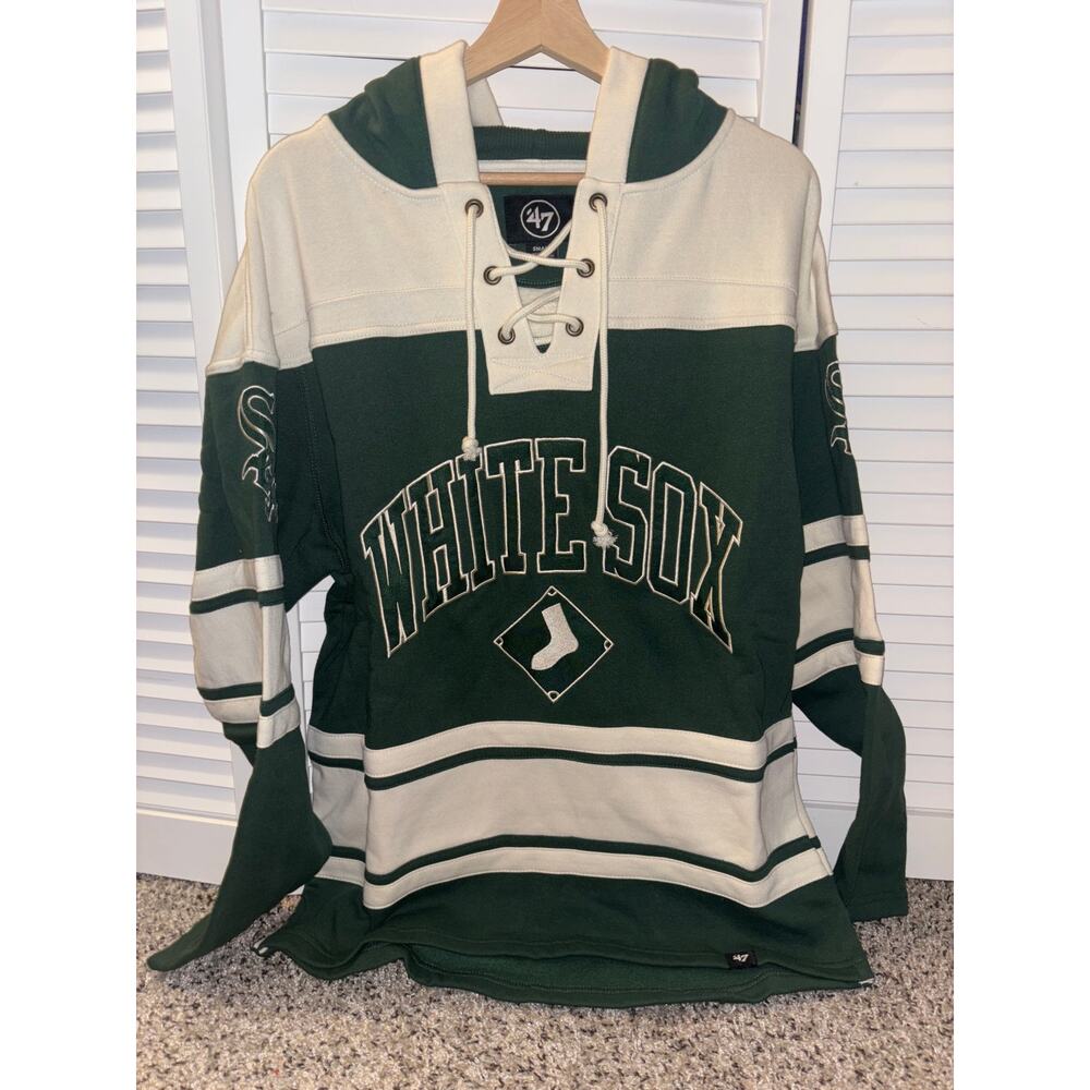 NWT Chicago White Sox Dark Fire Superior Lacer Hoodie